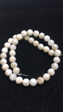 white agate smooth round beads