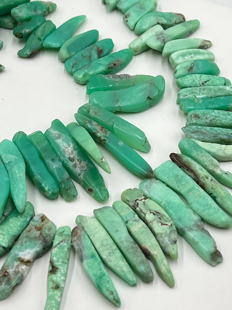 Chrysoprase Graduated Irregular Slice Stick Points Beads Size 18-38mm 15.5" Strd