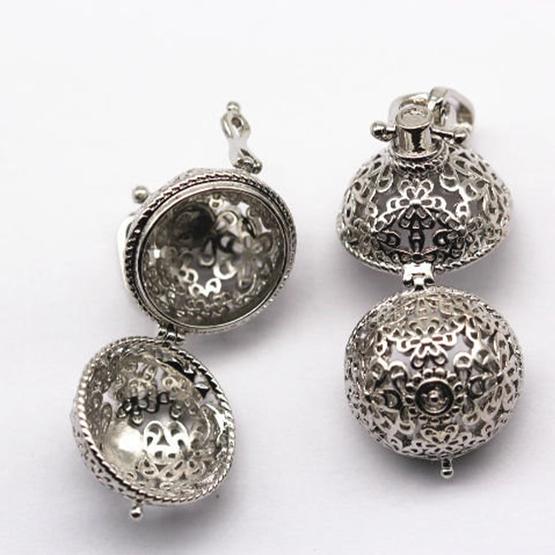Silver Metal Oil Diffuser Pendant Flower Round Size 21mm Sold Per Piece