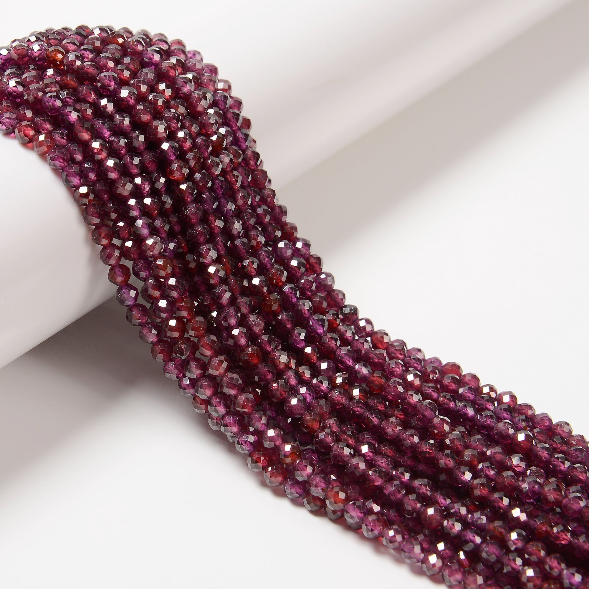 Natural AAA Quality Hyderabadi online Garnet Trillion Faceted Gemstone Beads 13 Inch Strand 7 mm Weight - 92 Cts