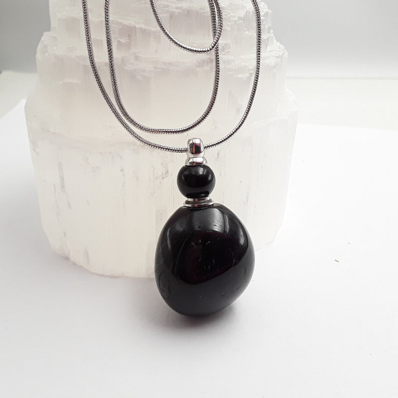 black onyx perfume oil bottle pendant necklace 