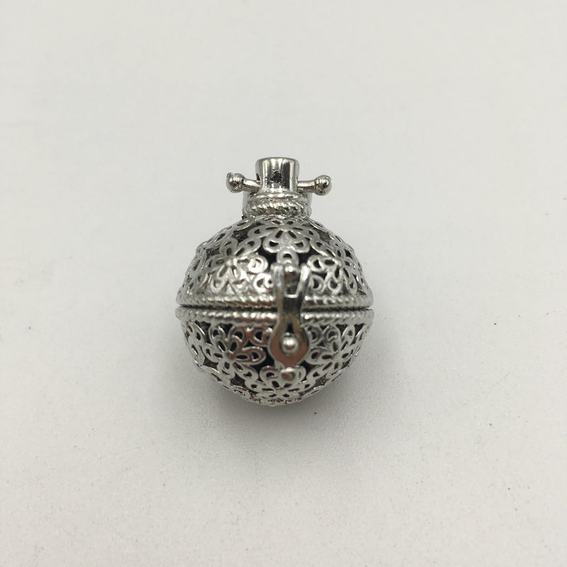 silver metal oil diffuser flower pendant round 